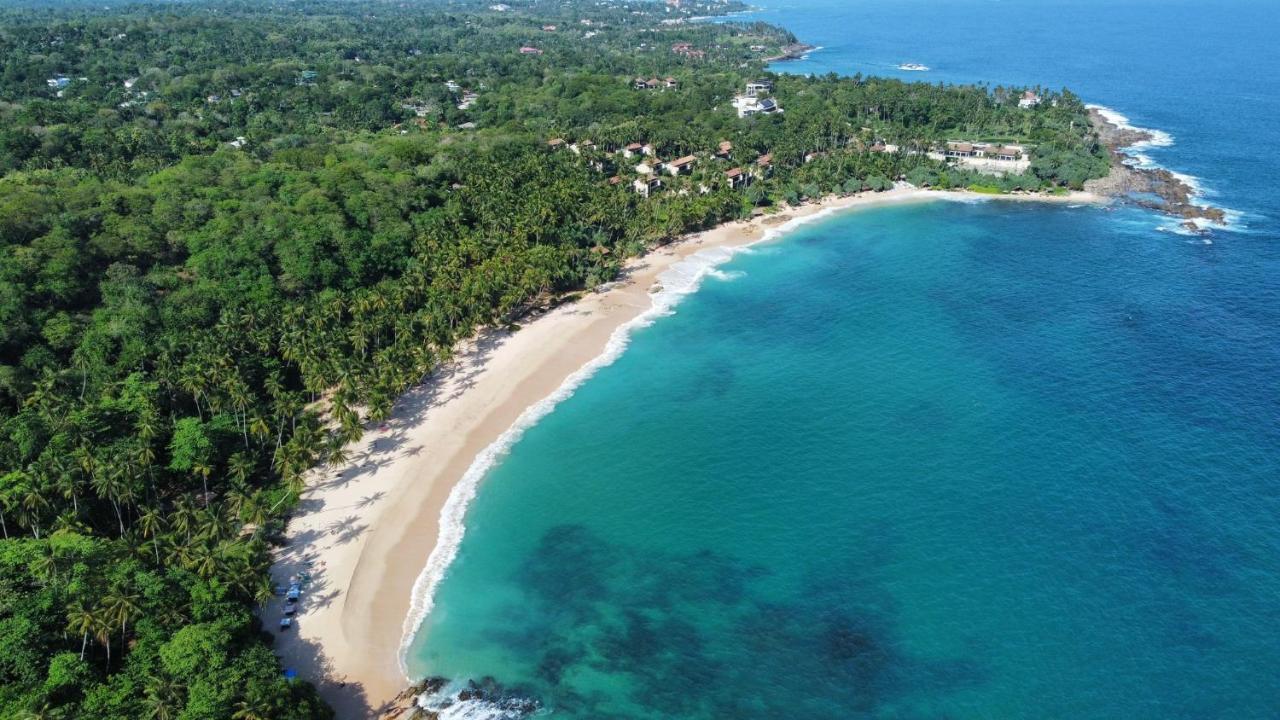 Отель Sea Breeze Garden Тангалла Экстерьер фото