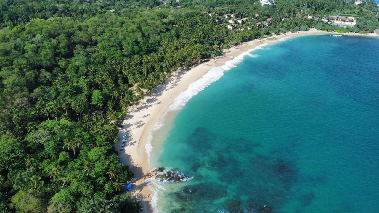 Отель Sea Breeze Garden Тангалла Экстерьер фото
